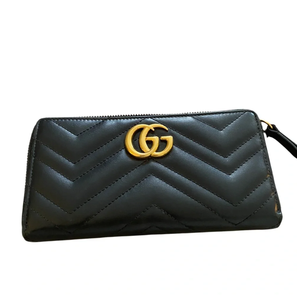 Gucci Black Quilted GG Zip-Around Leather Wallet with Gold Hardware - Picture 5 of 8